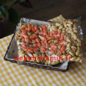 پسته بسته بندی شده